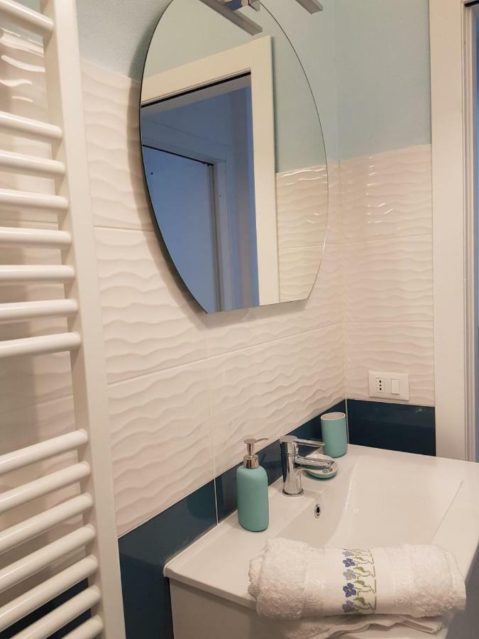 Appartement Un Soffio Dal Cielo à Beverino Extérieur photo